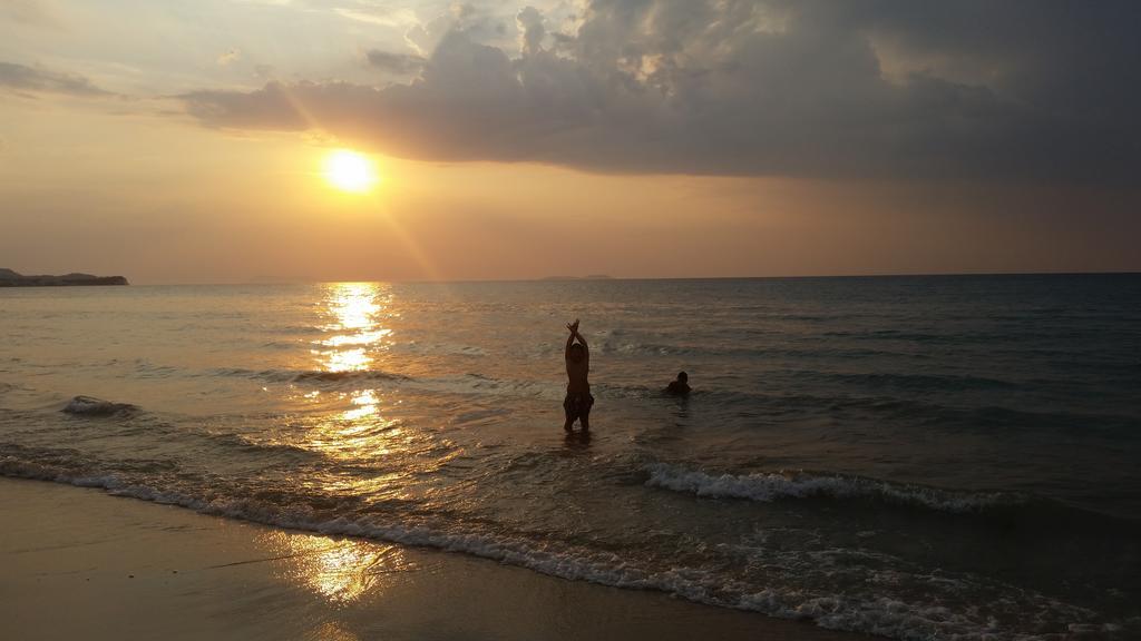 Acharavi Beach Villa Kültér fotó